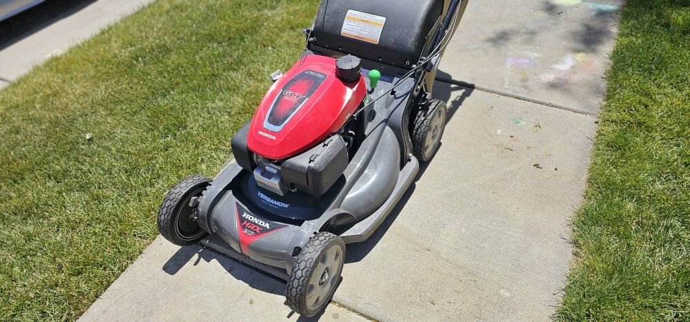 Honda HRX217 200cc Lawnmower