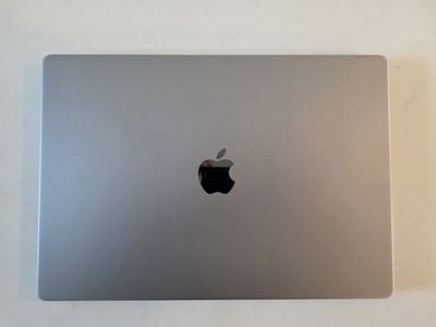 Apple MacBook Pro 2021 M1 Max 16” 64GB RAM 1TB HD