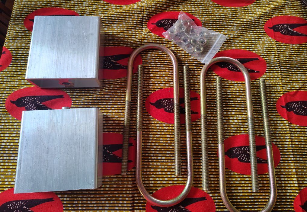 New Leaf Spring Lowering Block Kit 2" Inch Drop wi