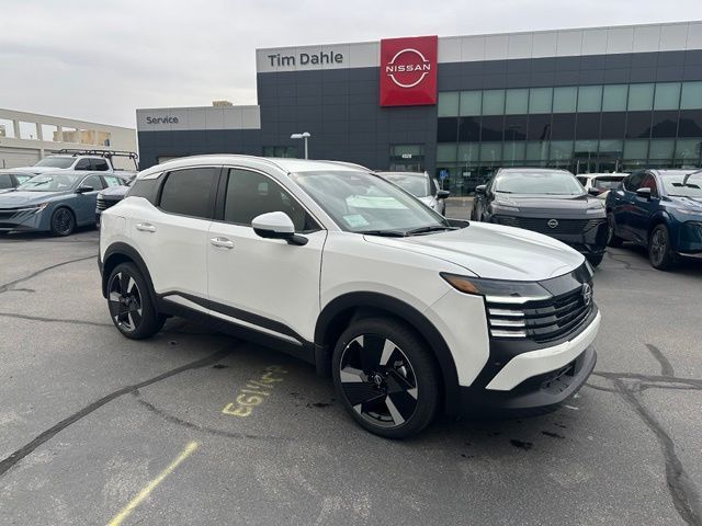 2025 Nissan Kicks SR