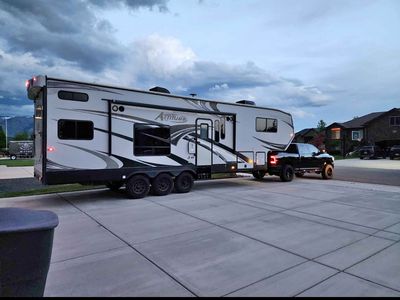 2017 attitude fifth wheel toy hauler
