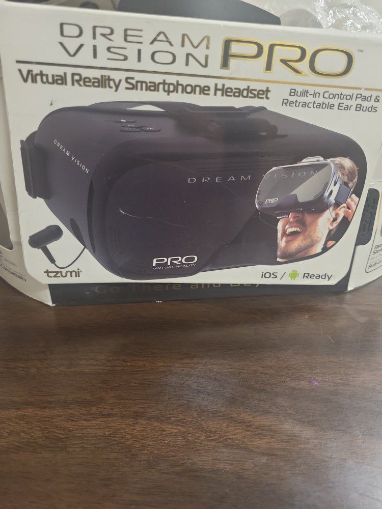 Dream Vision PRO VS-2 3D Virtual Reality Smartphone Headset with Built-in Mic & Earbuds (New)