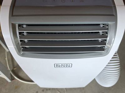 BLACK+DECKER Portable Air Conditioner with Window Vent Kit - White