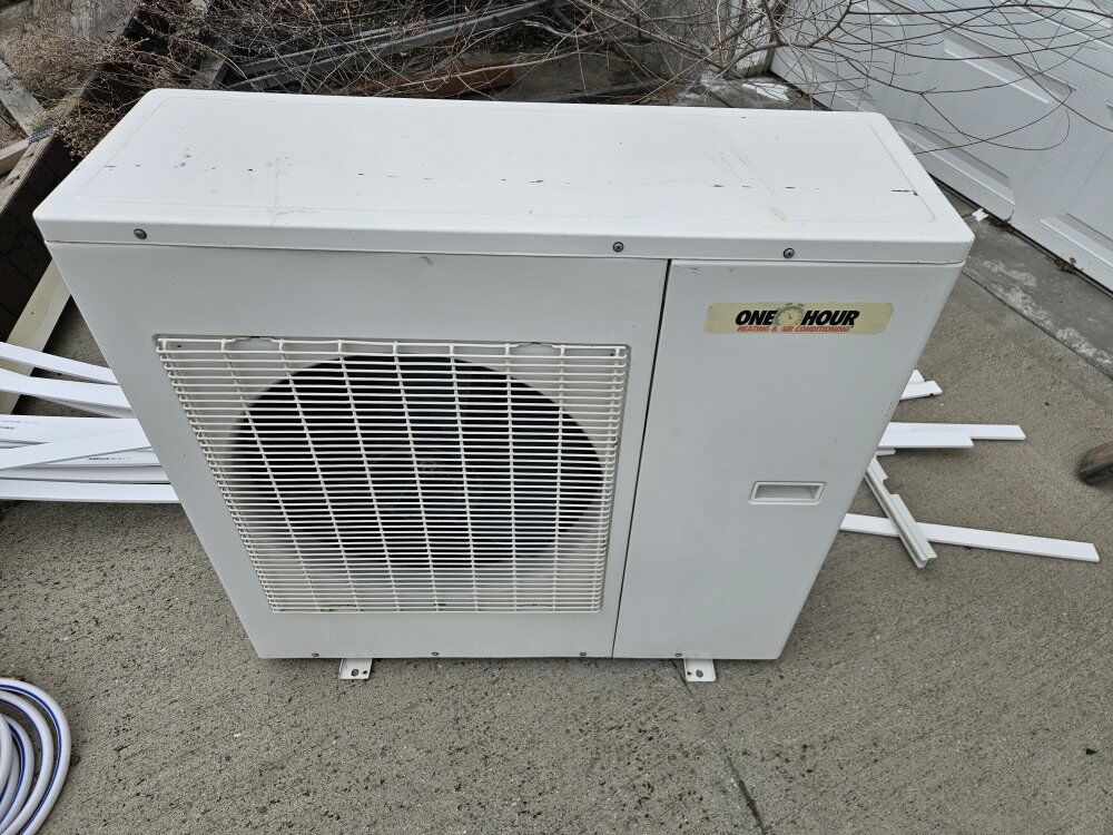 mini spit air conditioner