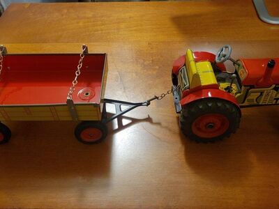 VINTAGE KOVAP TIN WIND UP TOY ZETOR TRACTOR AND TR
