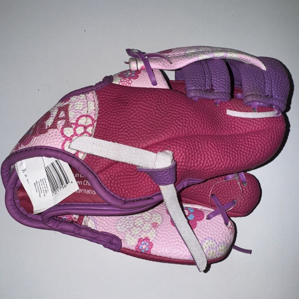 Dora The Explorer 8.5 T-Ball Baseball Glove Mitt