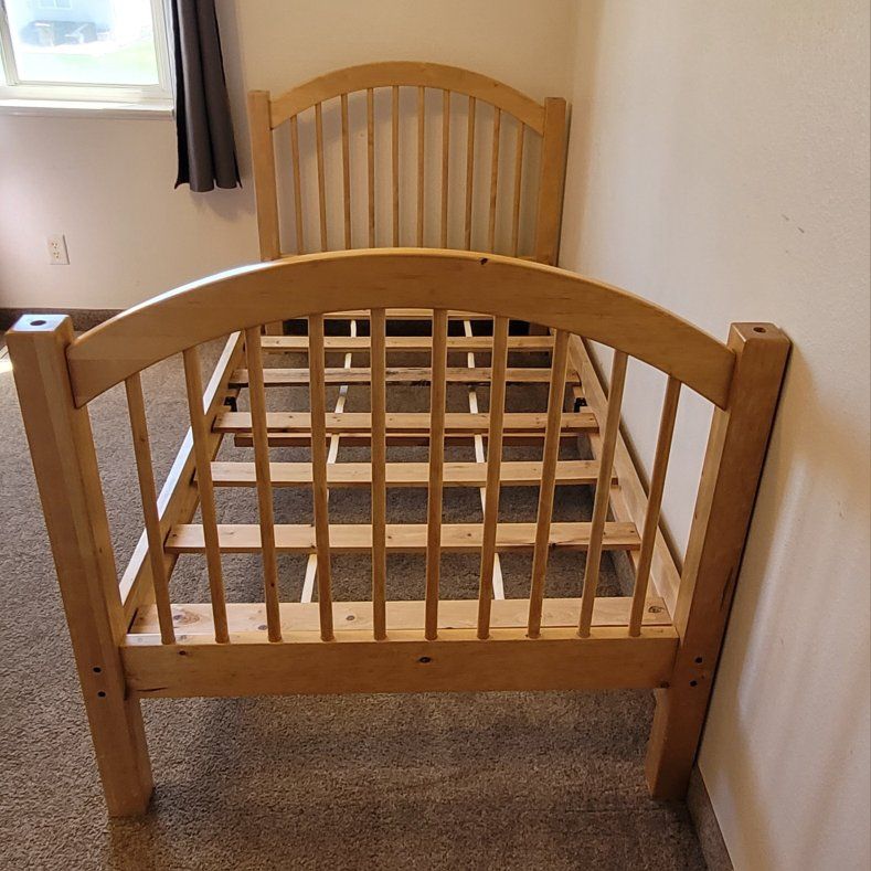 Main image 3