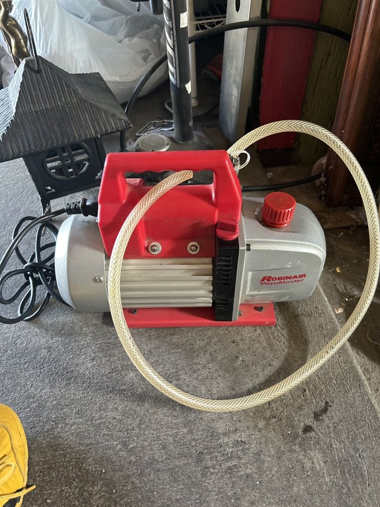 Robinair 2 Stage Vacuum Pump