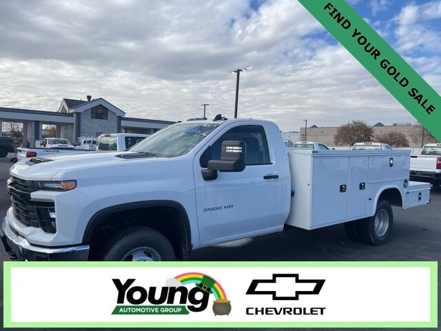 2024 Chevrolet Silverado 3500HD CC Work Truck