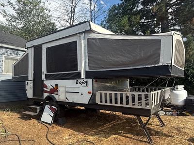 2009 Jayco Baja 10y Popup Camp Trailer