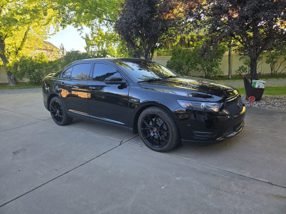 2018 Ford Taurus SHO