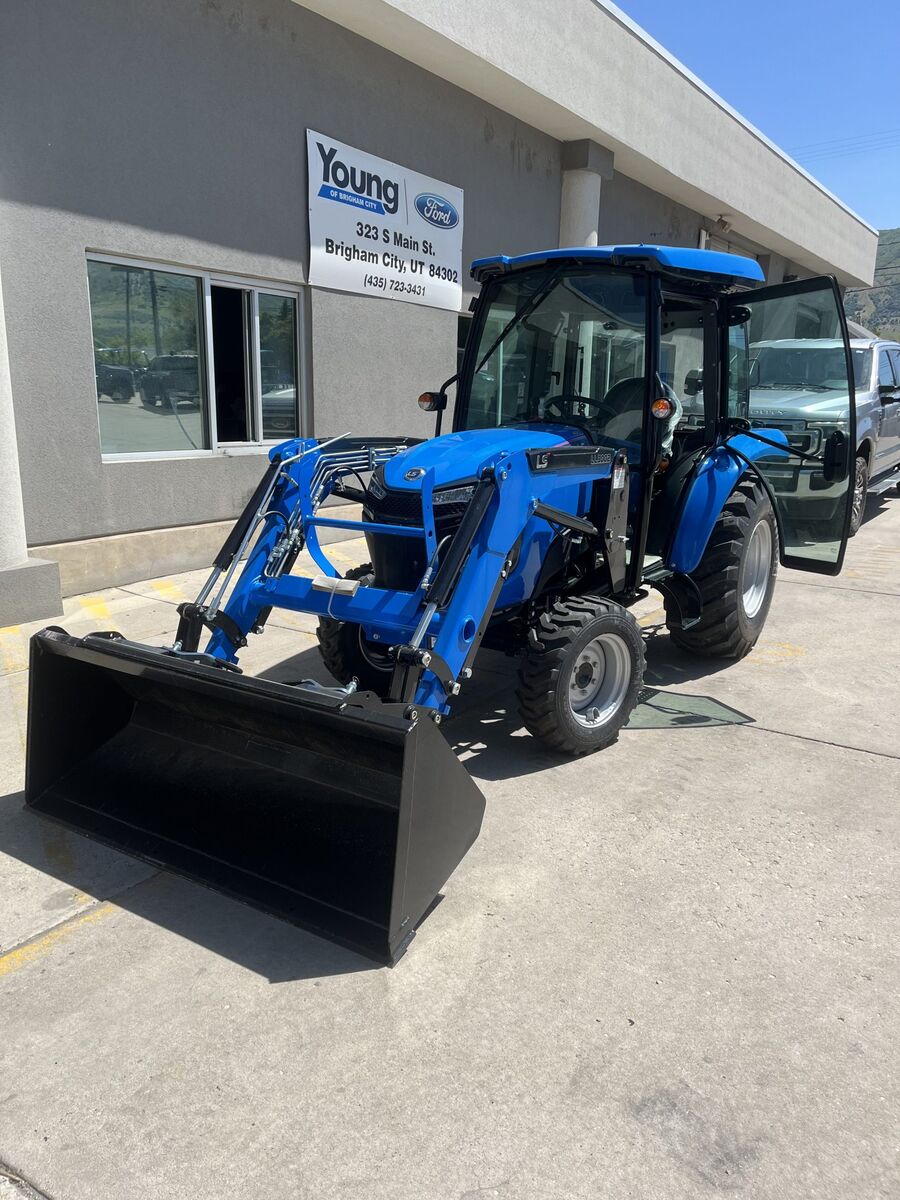 LS Tractor MT226E With Loader