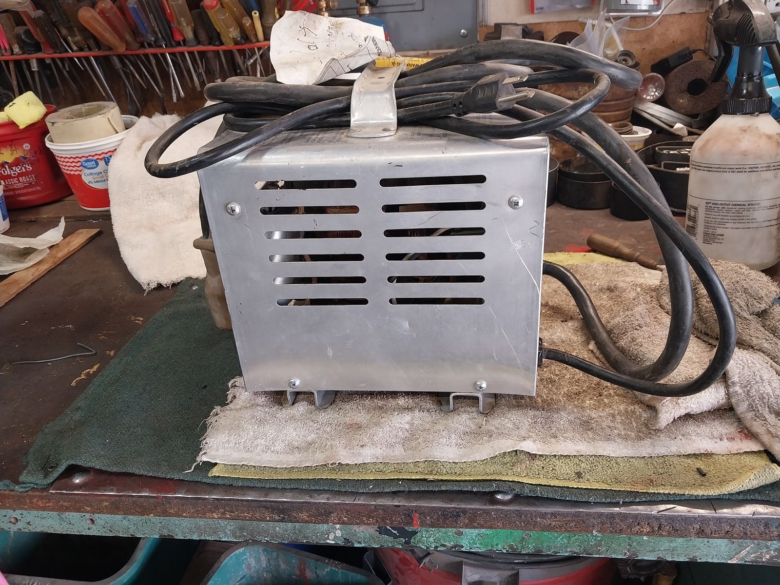 Main image 3