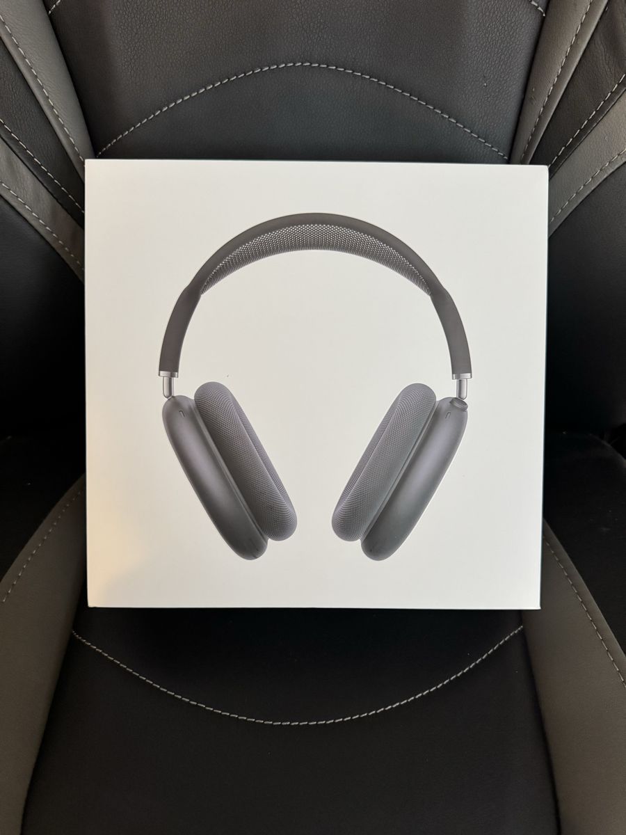 Brand New SEALED Apple AirPods Max Headphones