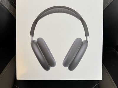 Brand New SEALED Apple AirPods Max Headphones