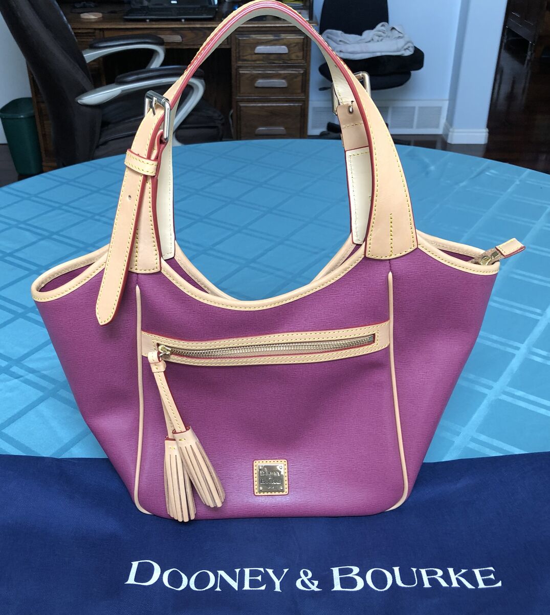 Dooney & Bourke Shoulder Bag