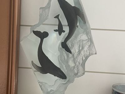 Wyland "Sounding Seas" Lucite Sulpture.Estimated value over $6,000. Need to sell asap.