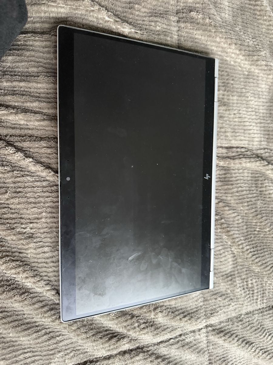 Main image 3