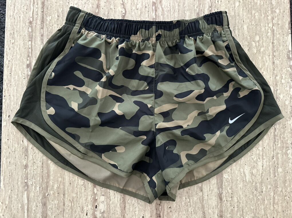 New Nike Dri Fit Shorts Sz M Camo Green