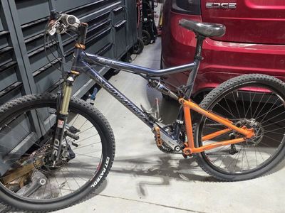 Santa Cruz Blur XC Mountain Bike - Full Suspension, RockShox SID, Fox Float