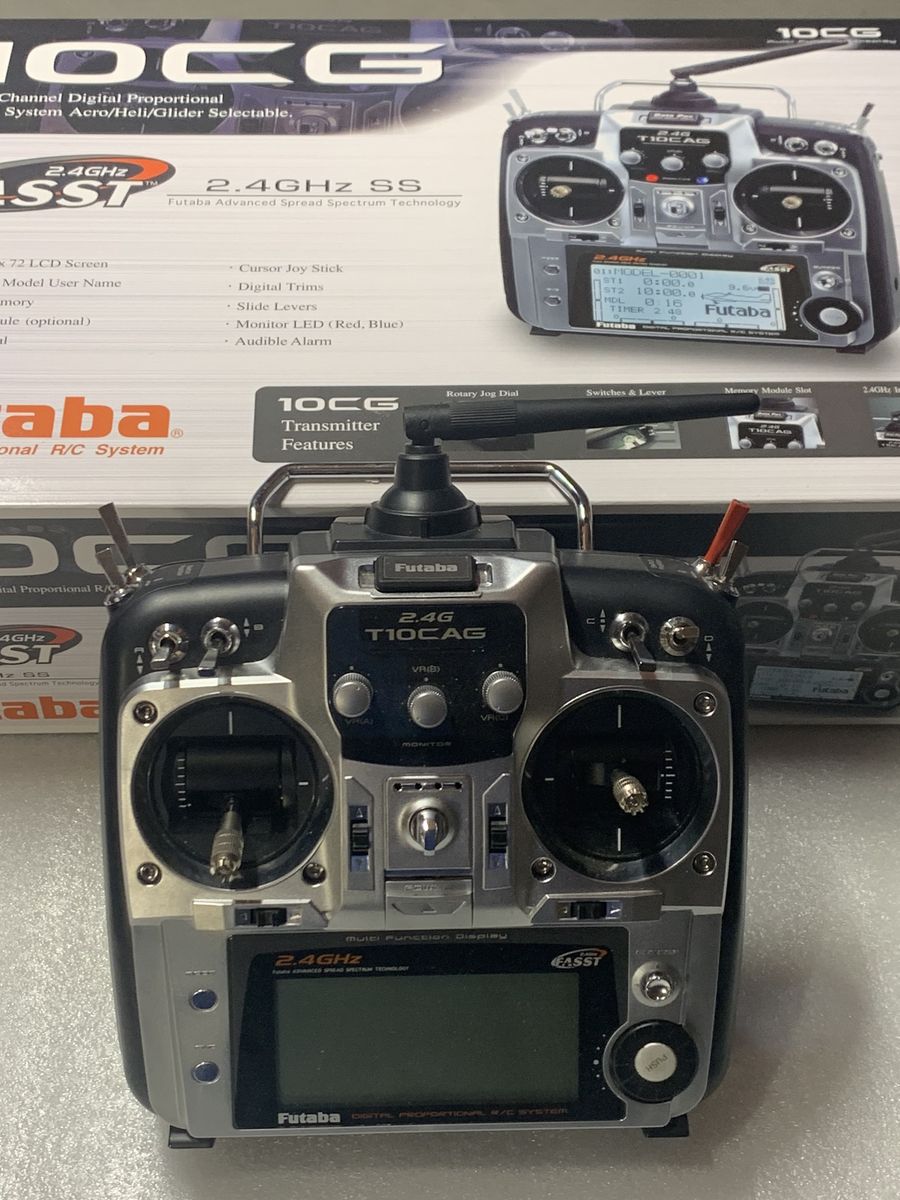Futaba 2.4 GHz SS    10 CG Transmitter