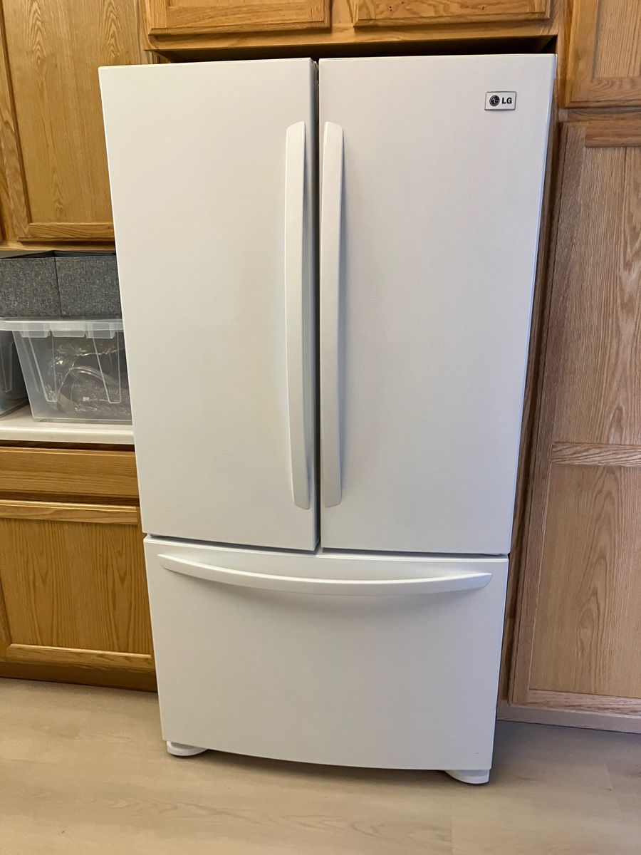LG White French Door Refrigerator with Bottom Freezer - Excellent Condition