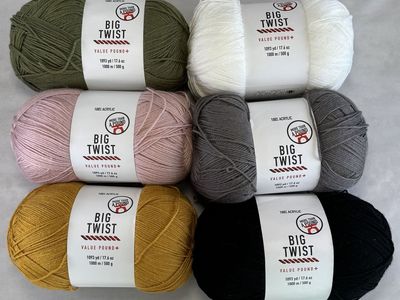 6 Big Twist Value Pound+ Yarn Skeins – New – 6,558 Yards