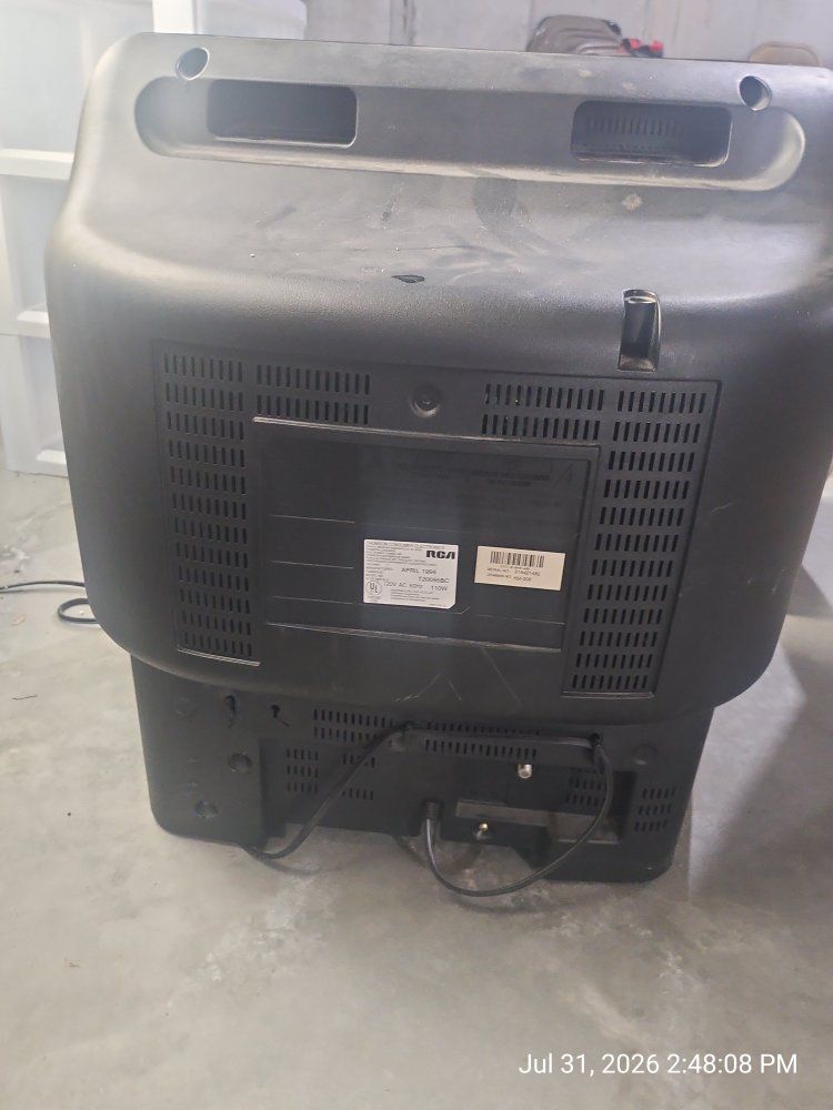 Vintage RCA CRT Television VCR Combo Unit Black
