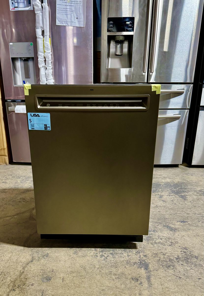 GE FULL CONSOLE DISHWASHER WITH STEAM PLUS SANI IN SLATE