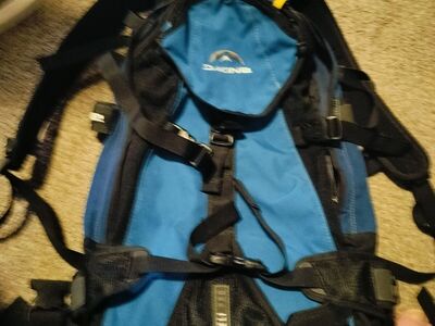 dakine helopro backpack almost new