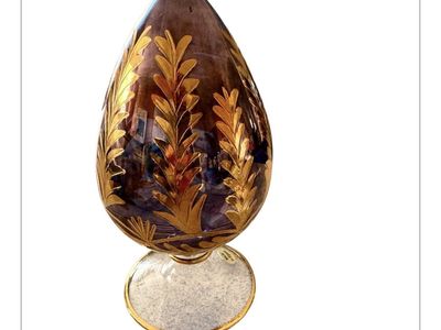 Hand-Blown Art Glass Egg Figurine on Pedestal Gold Leaf Egyptian Decoration