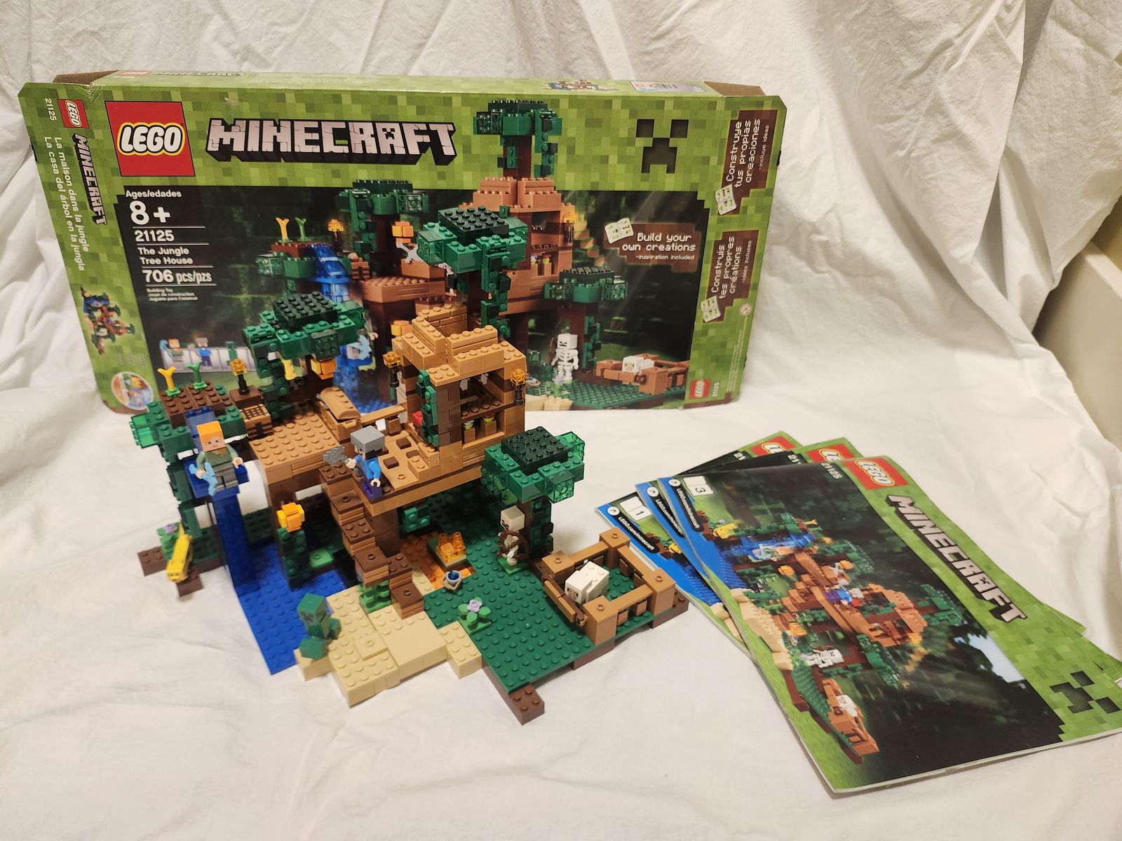 LEGO Minecraft 21125 The Jungle Tree House – 100% Complete w/ Box + Instructions