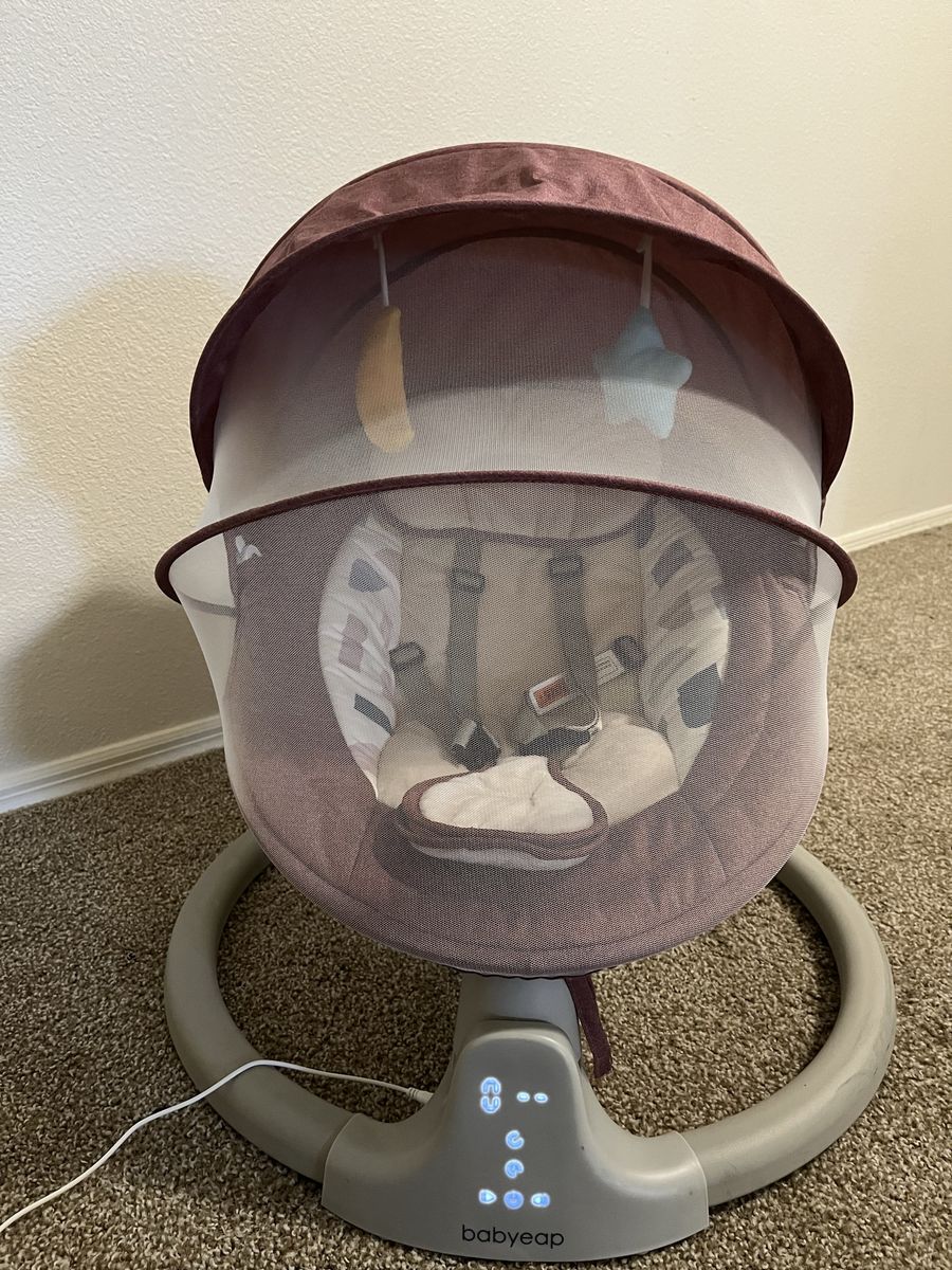 Baby swing