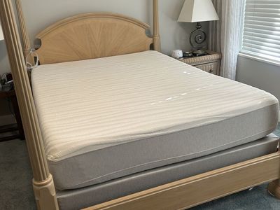 Dual Control Firmness Sleep Number Queen Bed