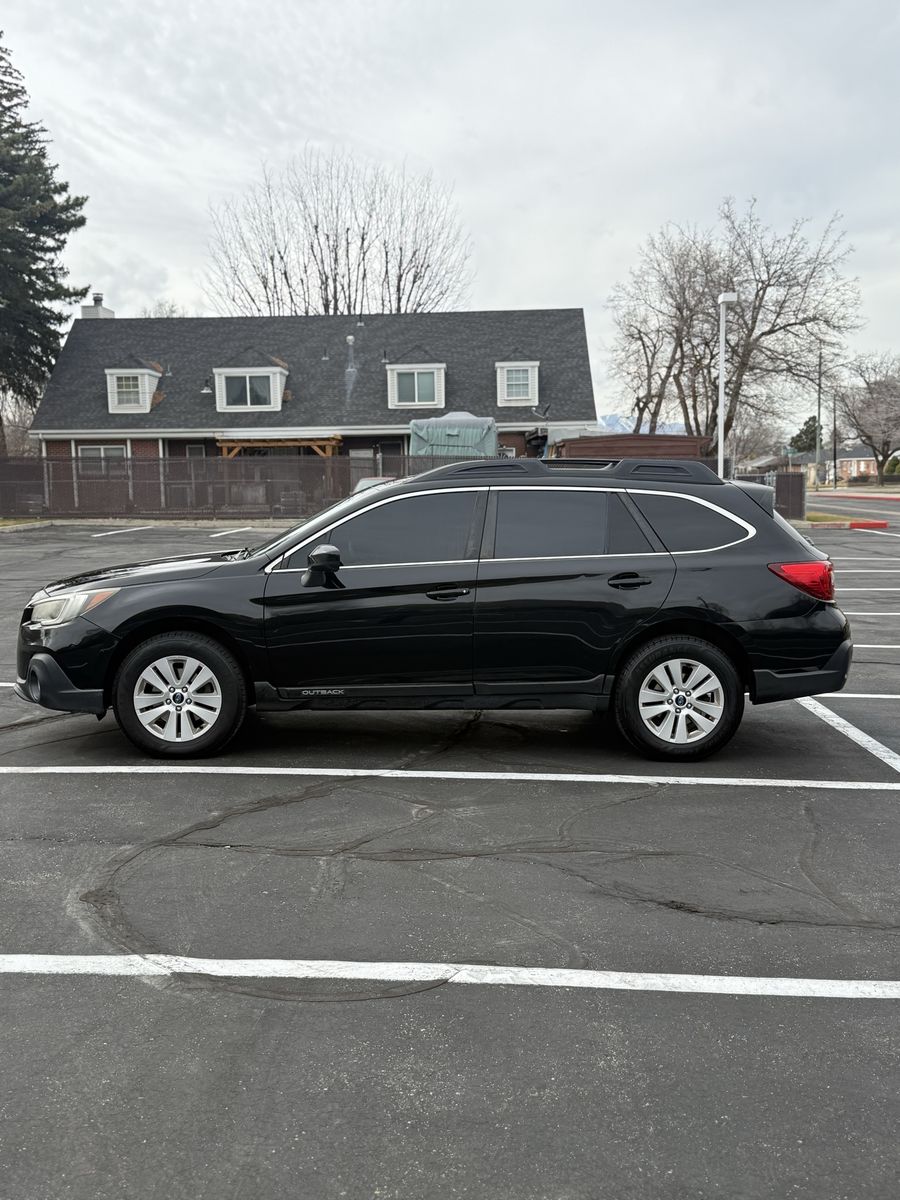 2018 Subaru Outback 2.5i Premium