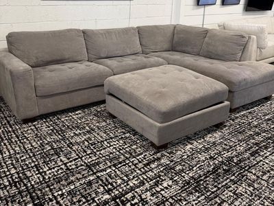 COSTCO THOMASVILLE MILES FABRIC SECTIONAL W/ STORAGE OTTOMAN, GRAY!!