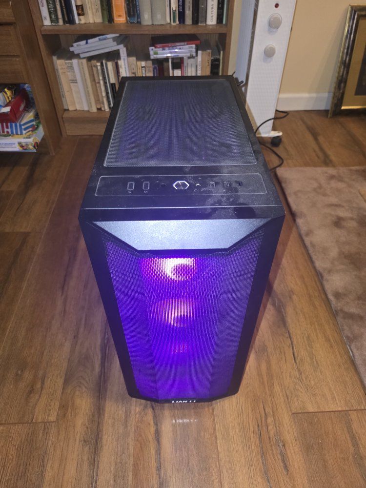 Custom Gaming PC – Ryzen 5 5600X | X570 WiFi | 16GB DDR4-3600 RGB RAM | 1TB NVMe SSD