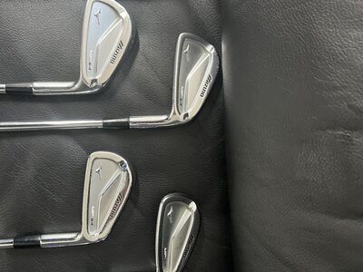 MIZUNO MP-64 Irons