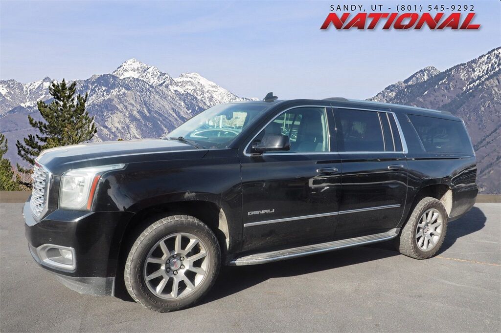 2020 GMC YUKON Denali