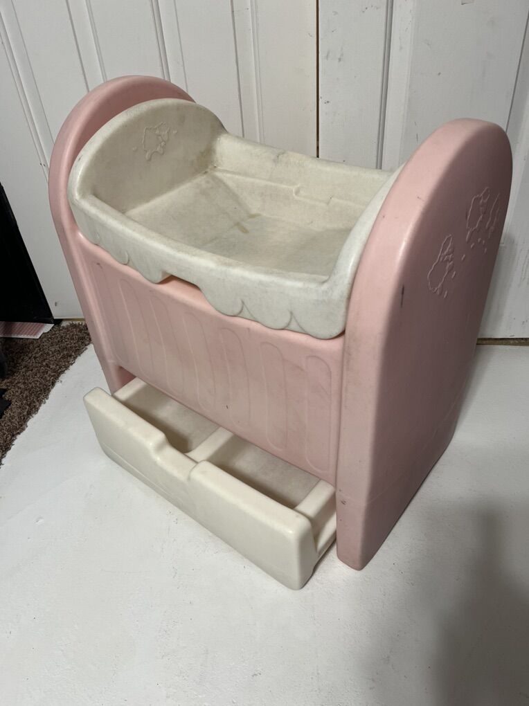 Vintage little tikes doll bed changing station