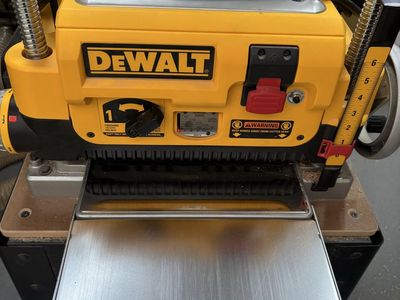 DEWALT DW735X 13" Two-Speed Thickness Planer with Helical Cutter Head & Infeed/Outfeed Tables