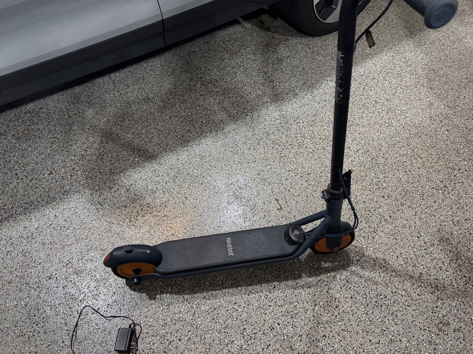 Ninebot Segway Electric Scooter zing c15 with Charger - Used