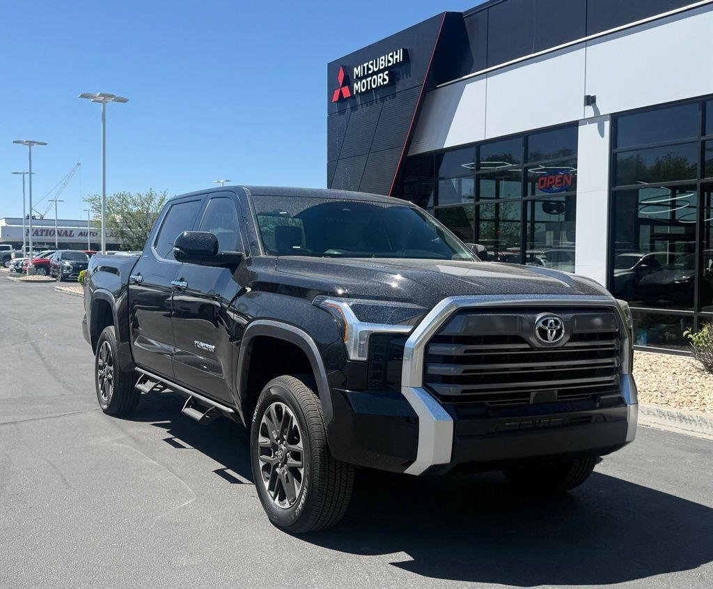 Main image 30