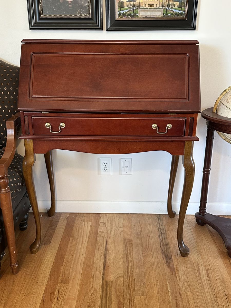 Secretary desk