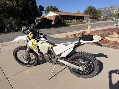2022 Husqvarna TE 300i Rockstar Edition