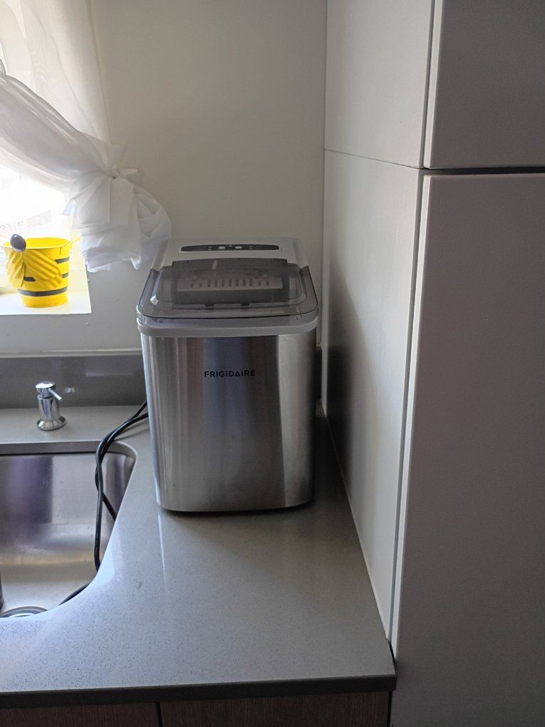 Frigidaire EFIC103 Portable Compact Ice Maker Stainless Steel - Choose Small/Large Ice