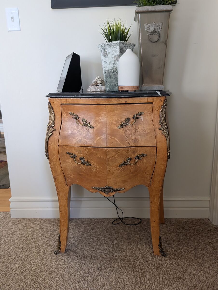 Side table nightstand bombay gold chest