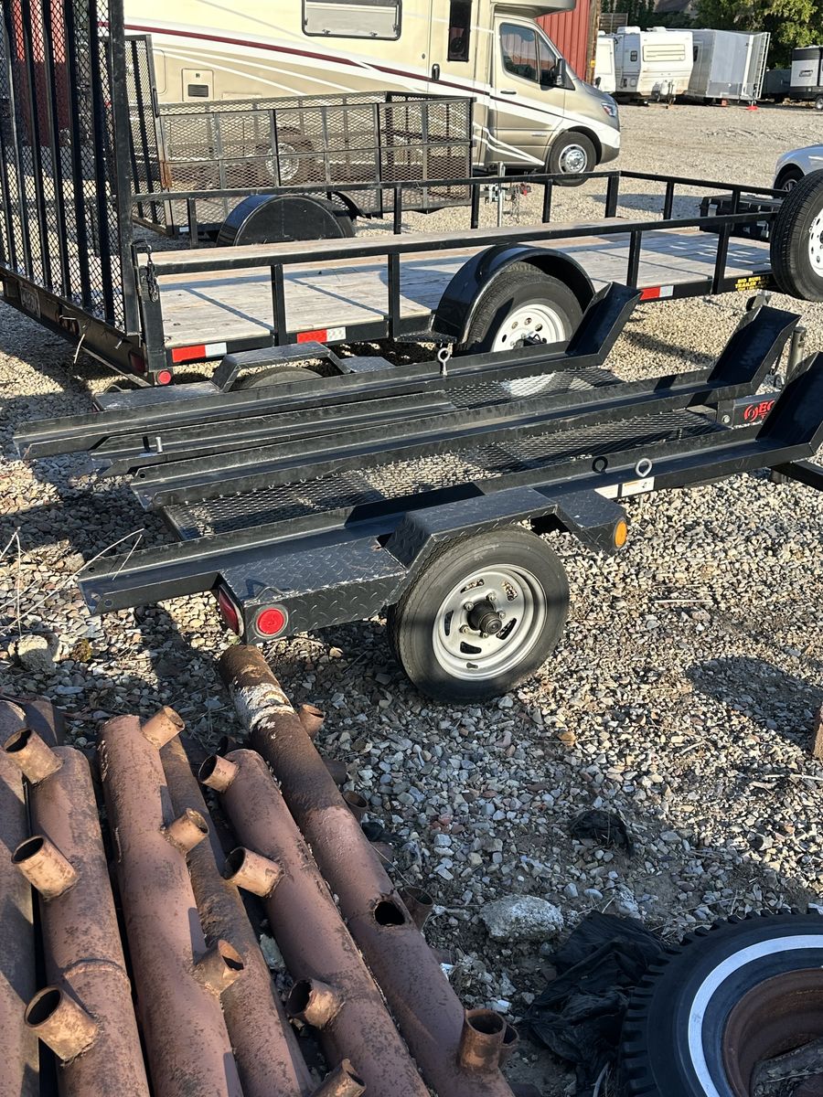 For Sale: Echo EMC 7-12 Motorcycle Trailer