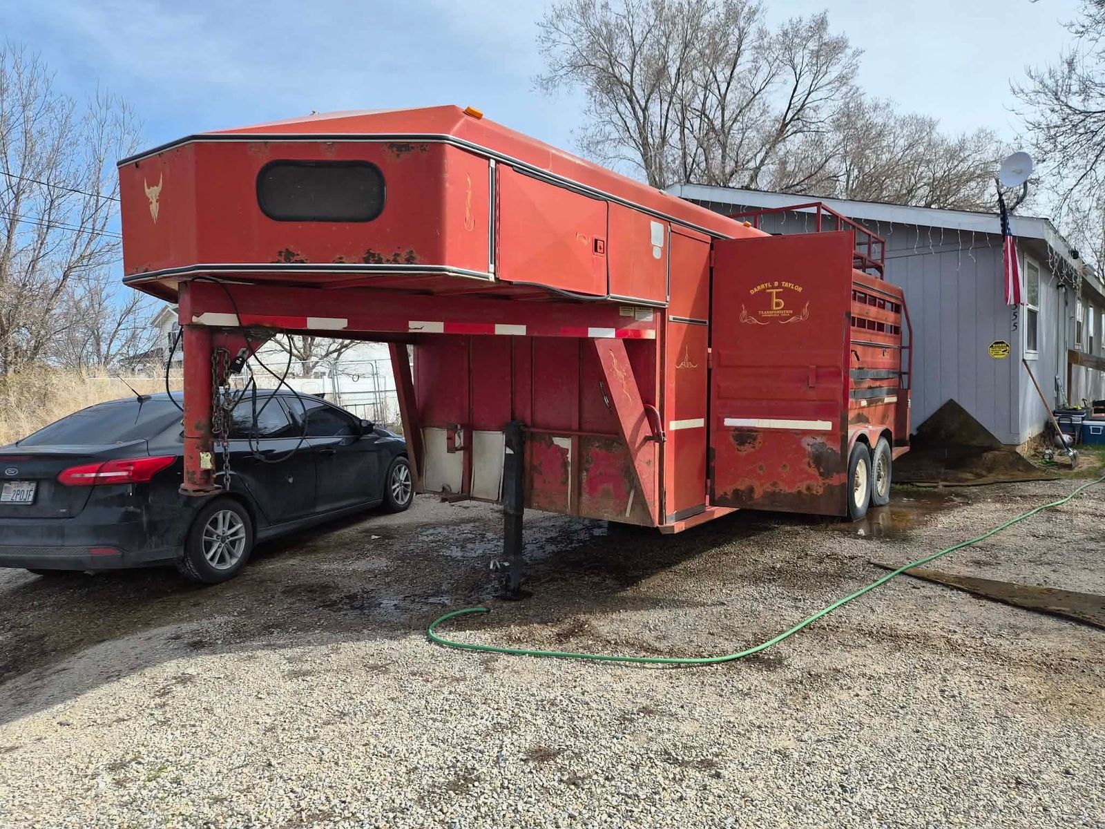 Hillsboro Gooseneck stock trailer