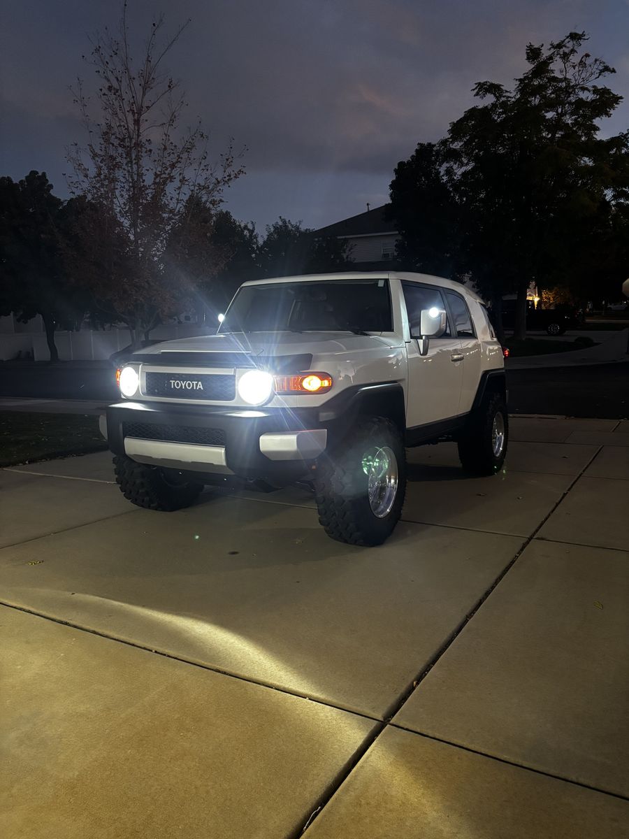 Transfer Box Flush 2014 Toyota FJ Cruiser Base in West Jordan, UT | KSL Cars
